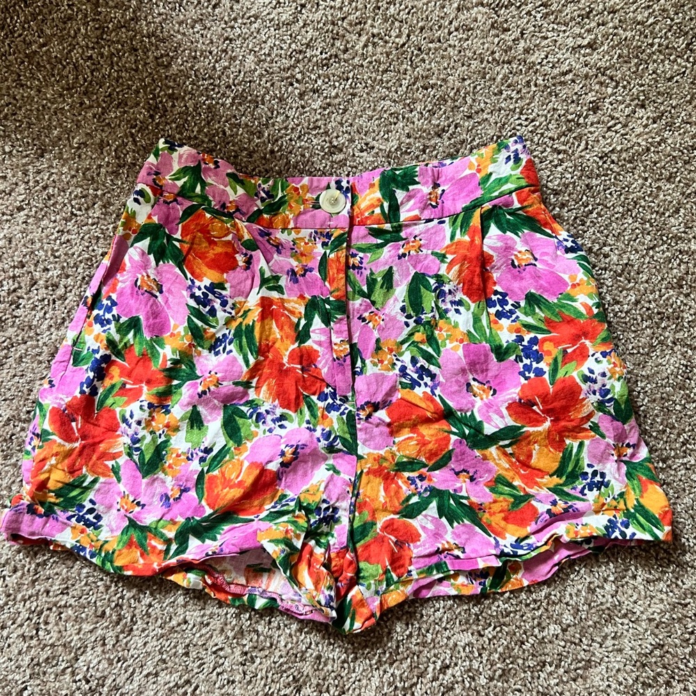 Zara Medium Linen Floral Shorts